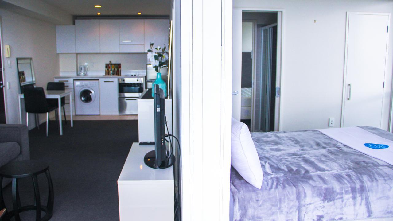 Апартаменты Semi Penthouse With Free Parking Окленд Экстерьер фото
